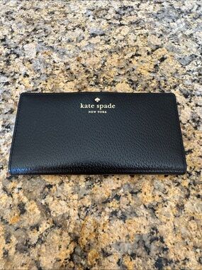 kate spade Nude/Tan Trifold Leather Wallet with ID Window